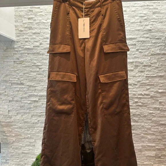 BNWT chocolate brown “mocha” Milan satin cargo The Noli Shop pants 4 - Picture 2 of 8